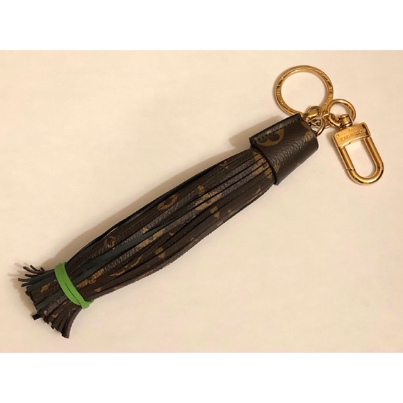 Louis Vuitton Limited Edition Leather Monogram Keychain/Bag Charm - Picture 5 of 9